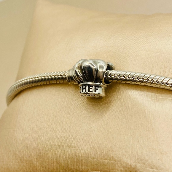 EUC Pandora 791500 Sterling Silver I Love Cooking Chef Hat Food Charm - Picture 7 of 14